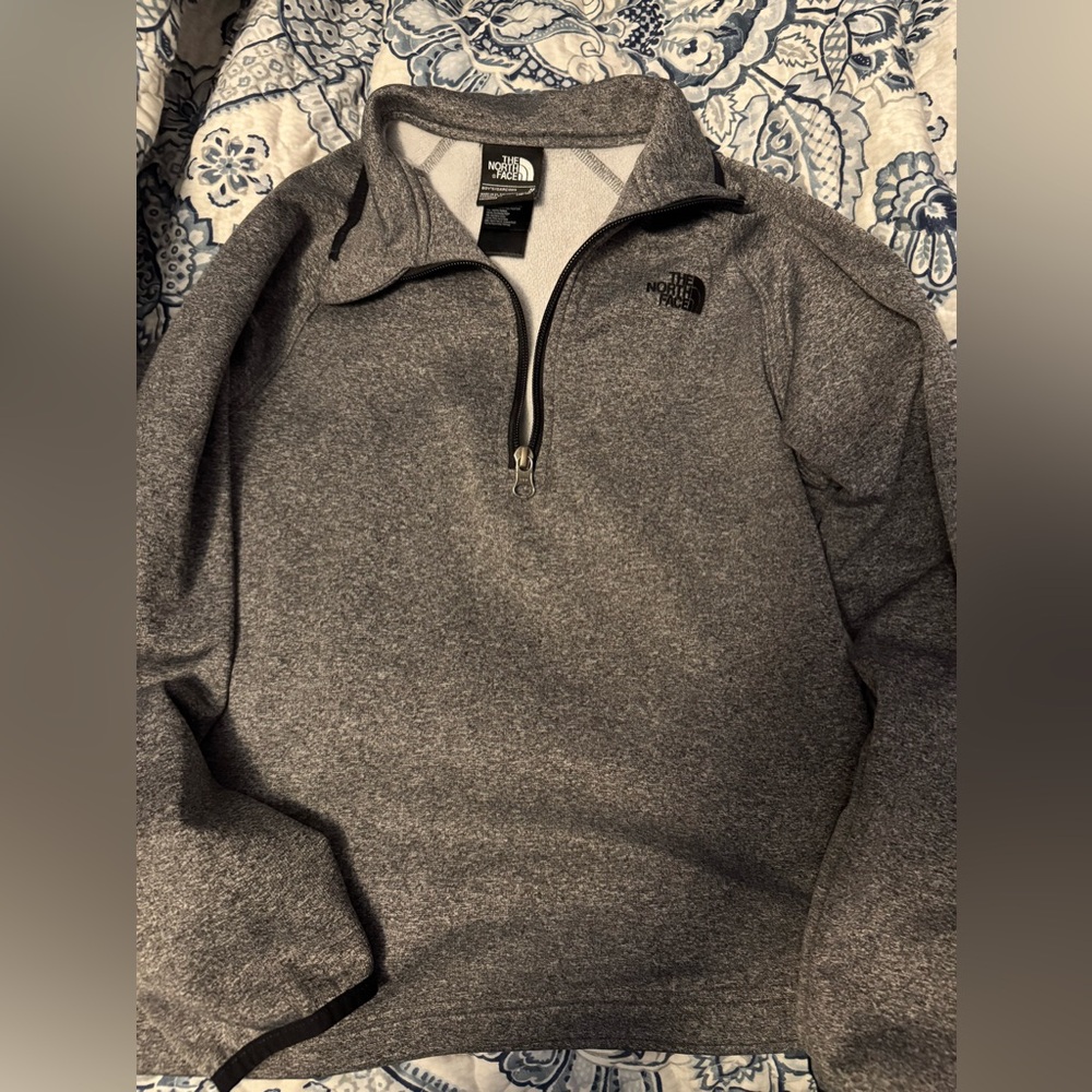 North face sweater